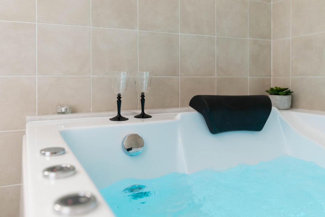 Bianco Sale Holiday Home - Seaview Terraces Ostuni Exteriör bild